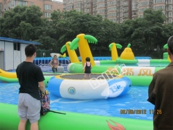 Durable float water trampoline